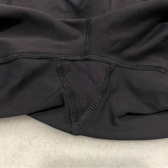 Lululemon Chase Me Crop II - Picture 11 of 15